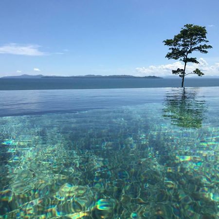 Отель Camino Del Sol Лос-Дуарте Экстерьер фото